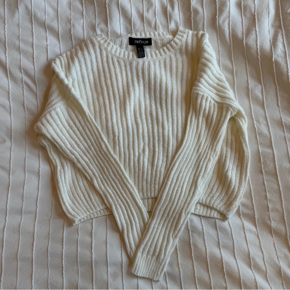 Refuge Women's Ribbed Knit Sweater - Cream